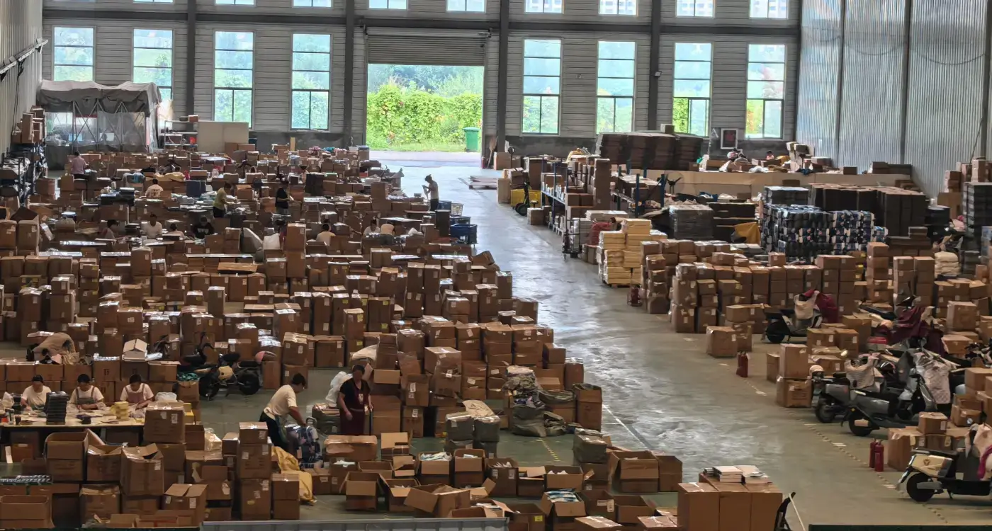 Warehouse for Packed and Ready-to-Ship Memory Foam Multifunctional Pillows